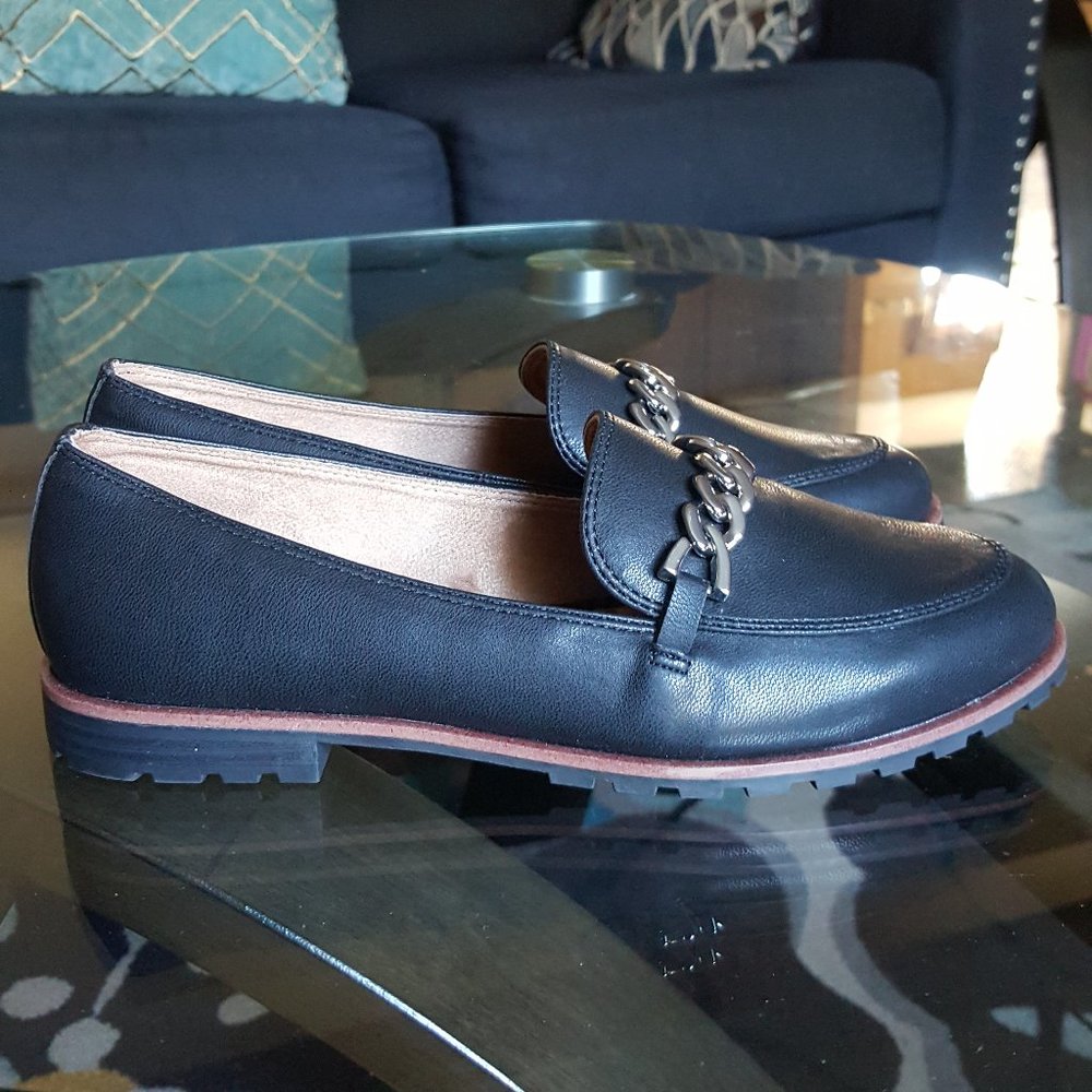Me Too Black Silver chain Loafers